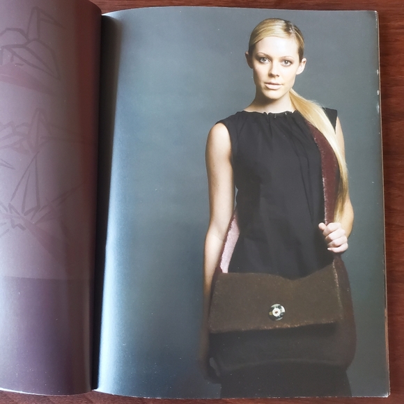 Ella Rae Felted Bags Pattern Book 2 - Picture 2 of 16